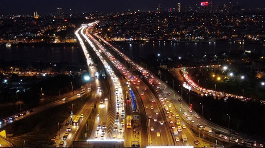 İstanbullular dikkat! Trafik yoğunluğu yüzde 71'e ulaştı