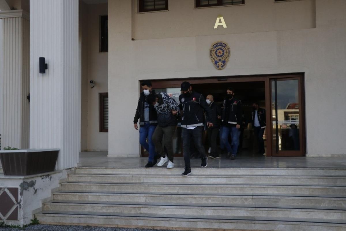 Fethiye&rsquo;de uyuşturucu tacirlerine şafak baskını