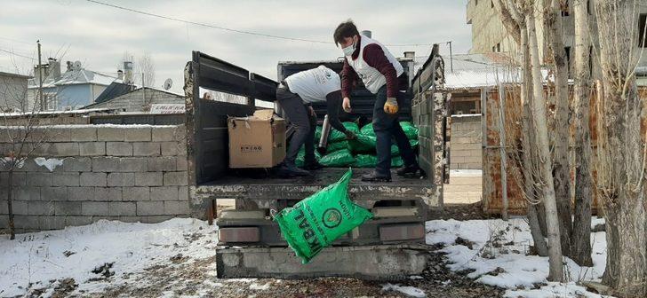 İHO EBRAR Van’da kömür yardımında bulundu G2