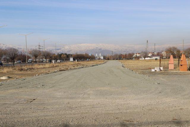 Erzincan Yeni Sanayi Sitesi’ne ulaşıma ek yol