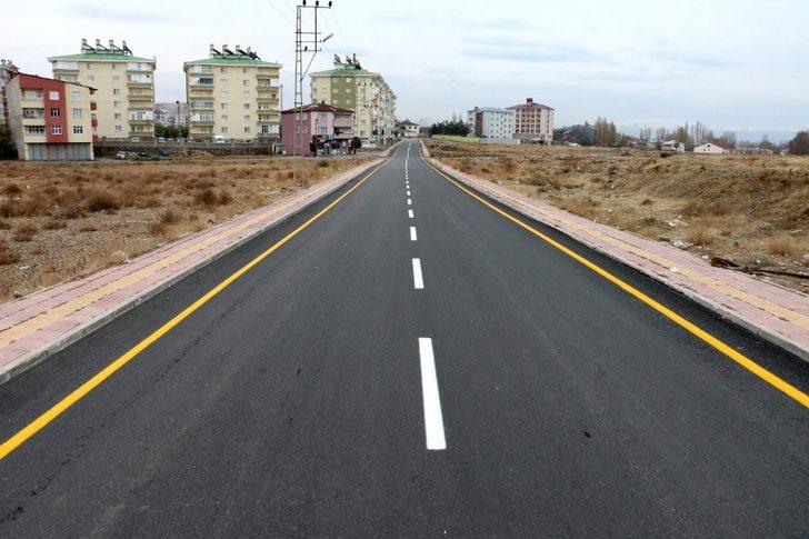 Erciş’te 80 bin ton üretimle yollar asfaltlandı G4