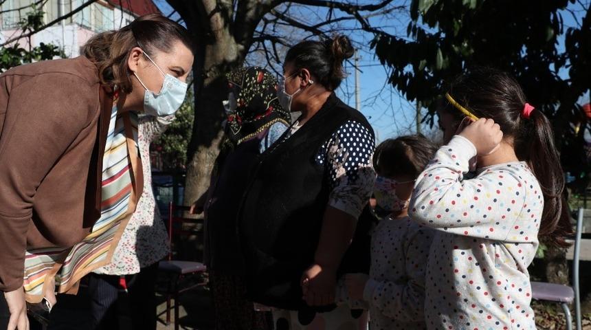 Başkan H&uuml;rriyet, k&ouml;ylerde internete kavuşan &ccedil;ocuklarla buluştu