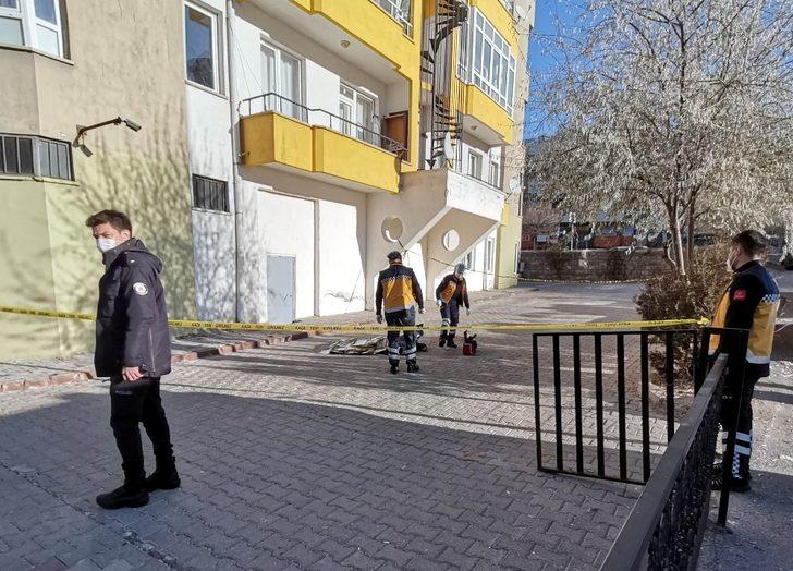 Boşanma aşamasındaki kadın 8. kattan atlayarak yaşamına son verdi G4