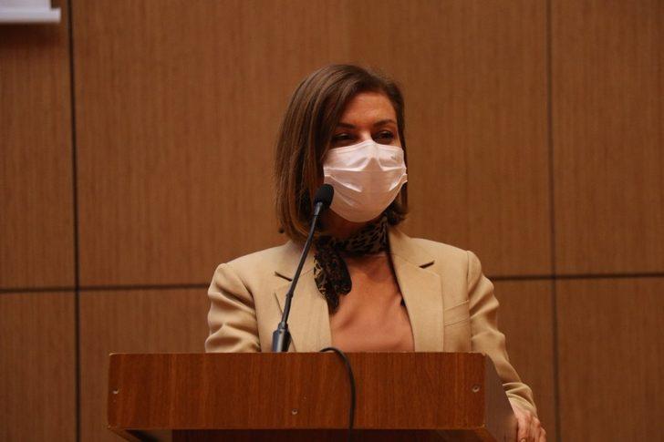 Başkan Köse emekli olan personellere plaket takdim etti G3