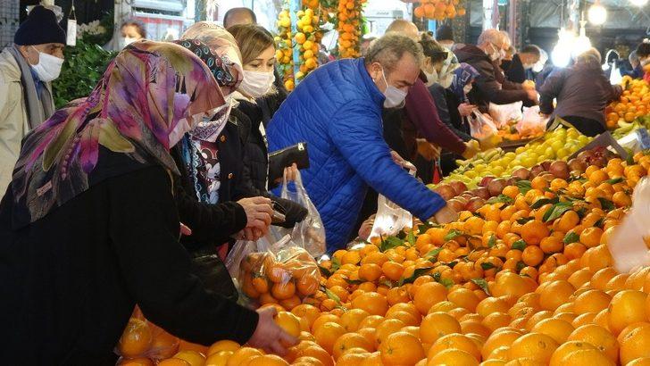 Kısıtlama öncesi Sinoplular pazara akın etti G3