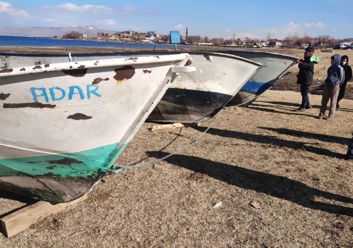 Nazik G&ouml;l&uuml;&rsquo;nde yasak ava ge&ccedil;it yok