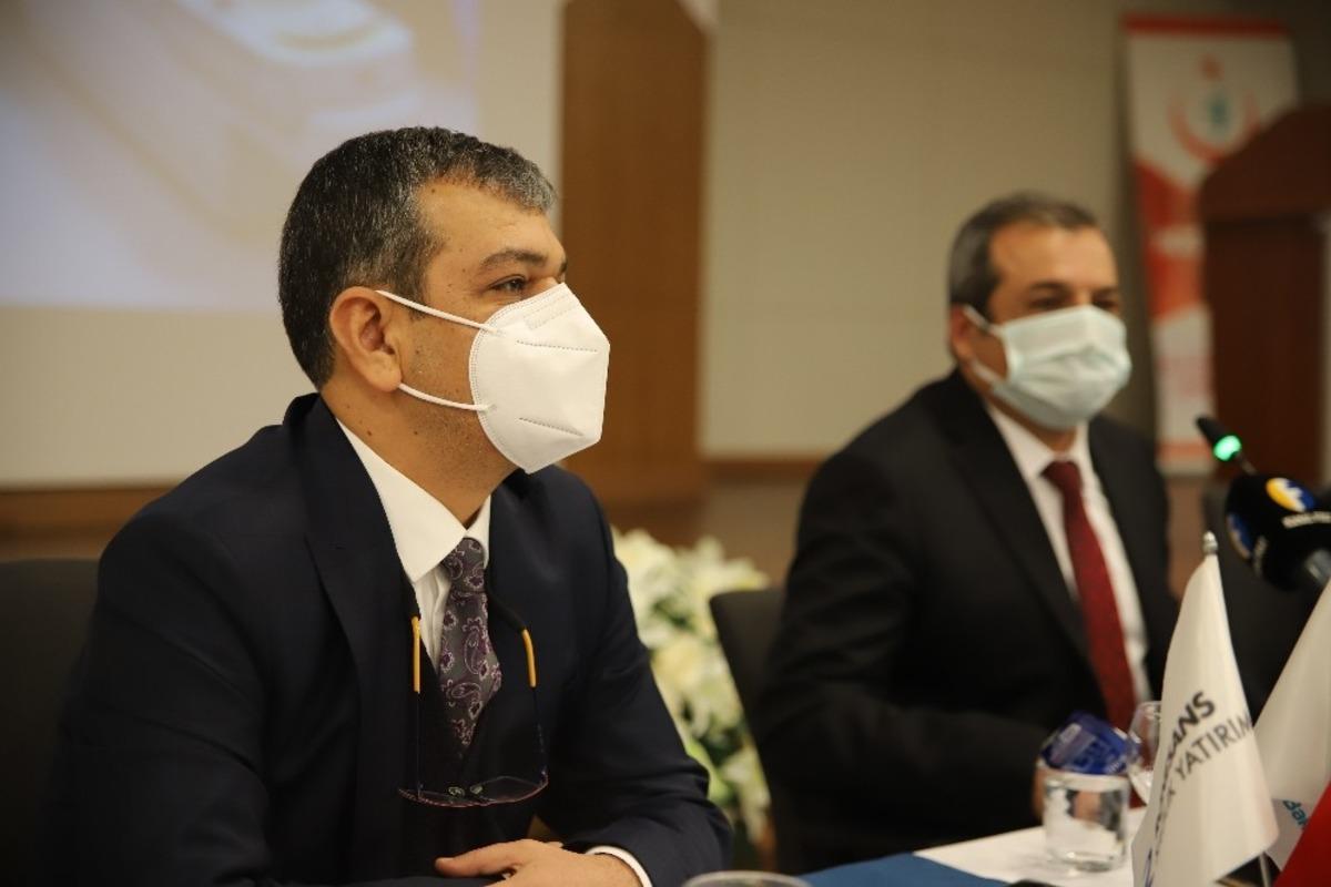 Fethi Sekin Şehir Hastanesi Başhekimi Prof. Dr. Erol Keleş g&ouml;revi devraldı