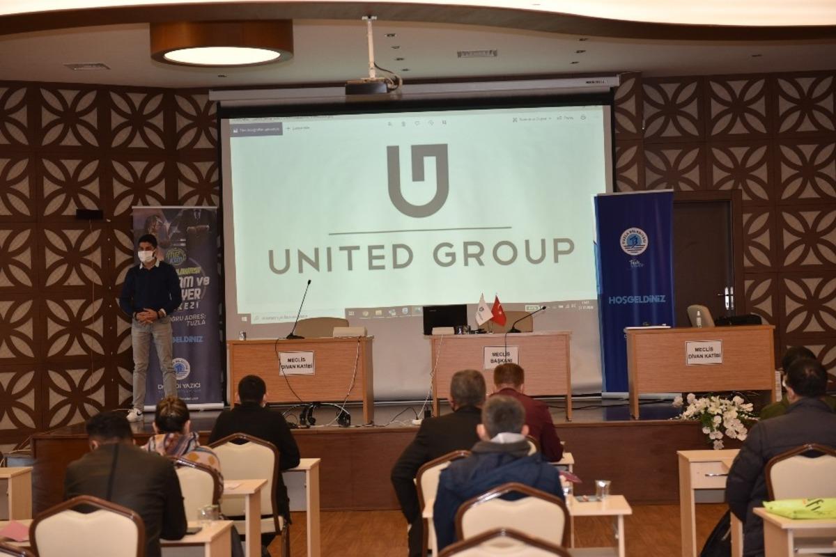 Tuzla&rsquo;da yılın son g&uuml;n&uuml;nde iş sahibi olmanın mutluluğunu yaşadılar