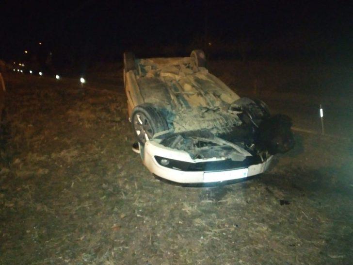 Köpeğe çarpmamak için takla attı: 2 yaralı G1