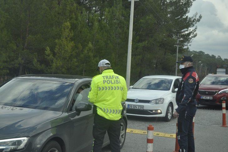 Marmaris’te yeni yıl öncesi trafik yoğunluğu yaşanıyor G1