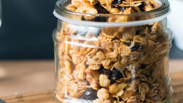 Granola tarifi: Kupada yapılıyor, 3 dakikada şölene dönüşüyor!
