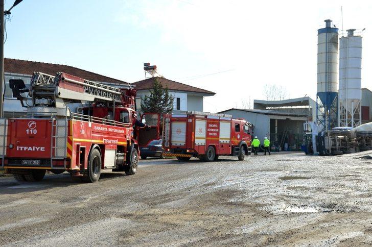 Kantara çıkartılan beton mikseri devrildi: 1 yaralı G3