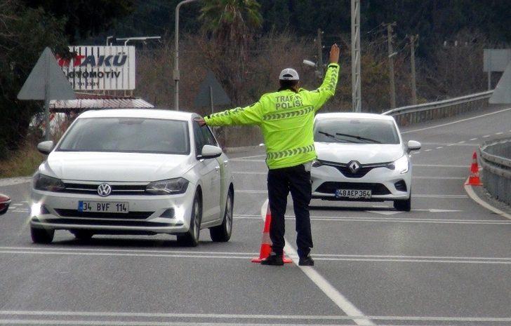 Muğla’da 2020’in son gününde de trafik denetimleri sürdü G2