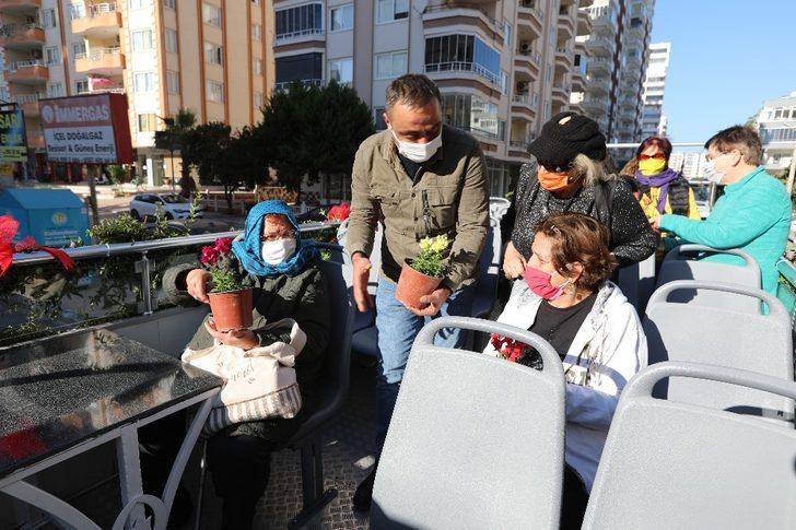 Mezitli Belediyesinden 65 yaş üstü vatandaşlara şehir turu G3