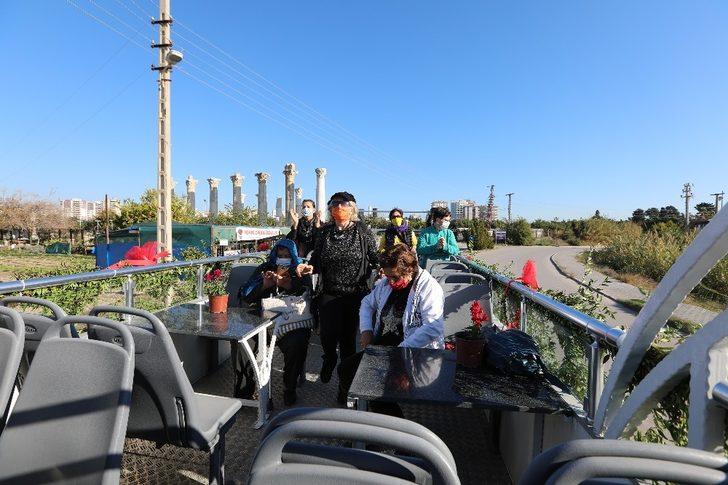 Mezitli Belediyesinden 65 yaş üstü vatandaşlara şehir turu G4