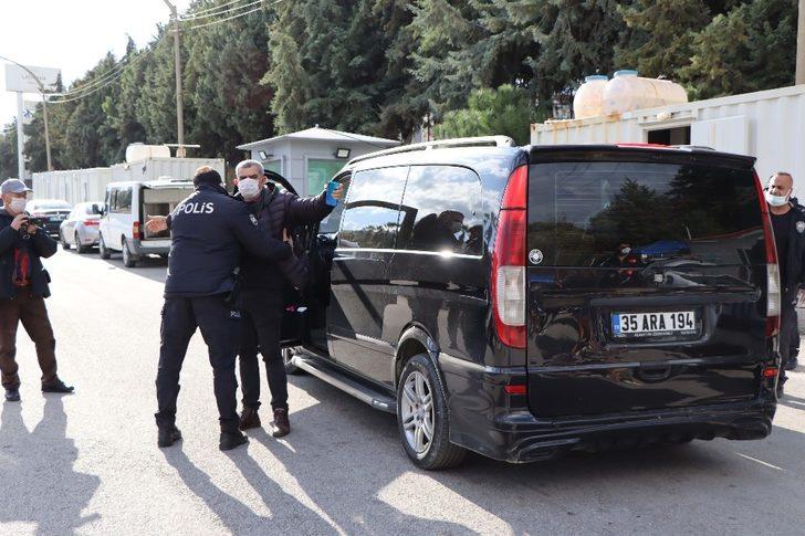 Kuşadası’na giriş ve çıkışlar kontrol altına alındı G2