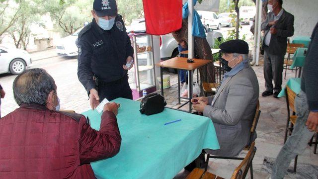 Emniyet 15 saatlik denetimde 3 bin kişi sorguladı