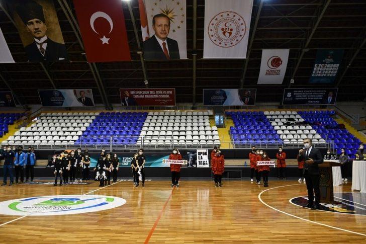 Triatlon şampiyonları ödüllerini aldı G5