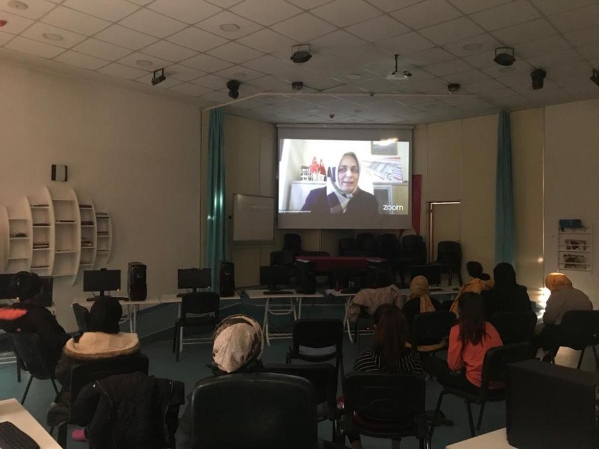 Devlet korumasındaki &ccedil;ocuklara dijital bağımlılık konusunda eğitim verildi