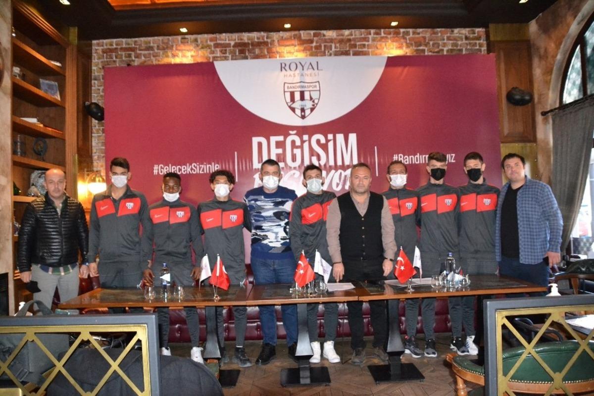 Onur G&ouml;&ccedil;mez : "Ne yazık ki bizim yerimiz 2. veya 3. Lig"