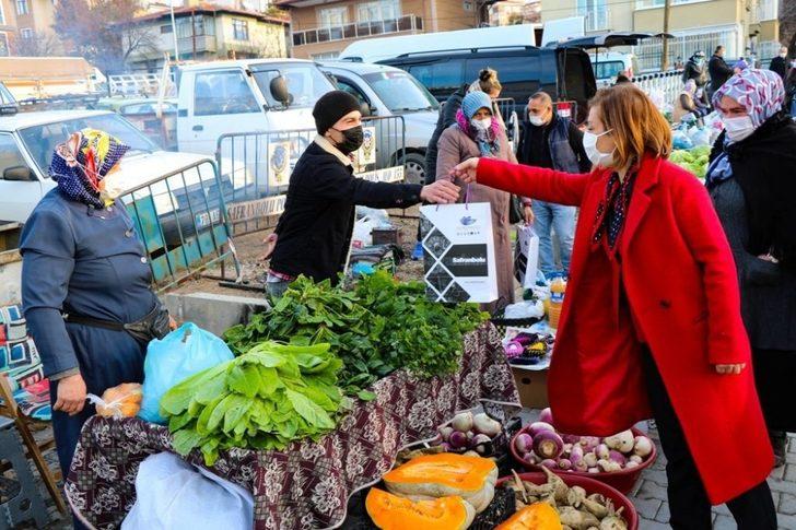 Başkan Köse pazarcı esnafının yeni yılını kutladı G3