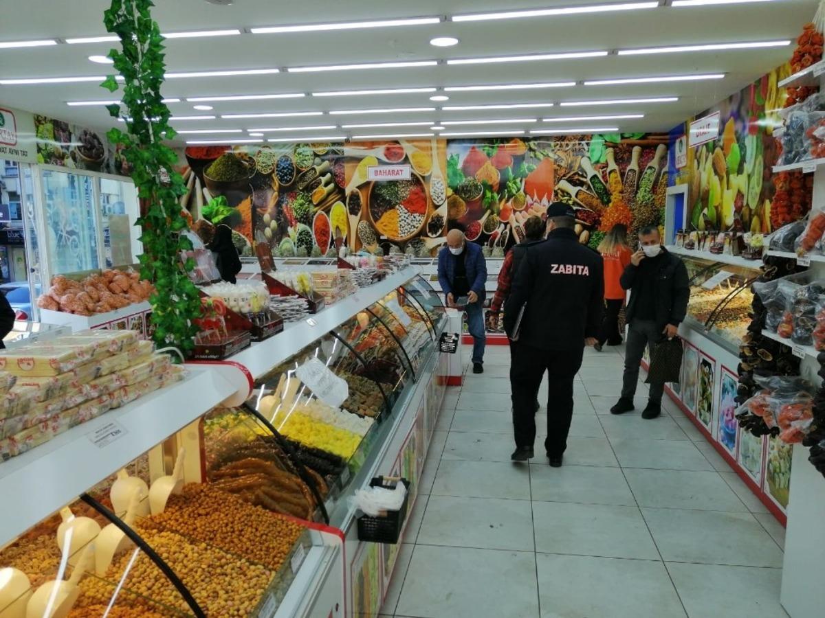 Zabıta yeni yıl &ouml;ncesi işyerlerini denetledi