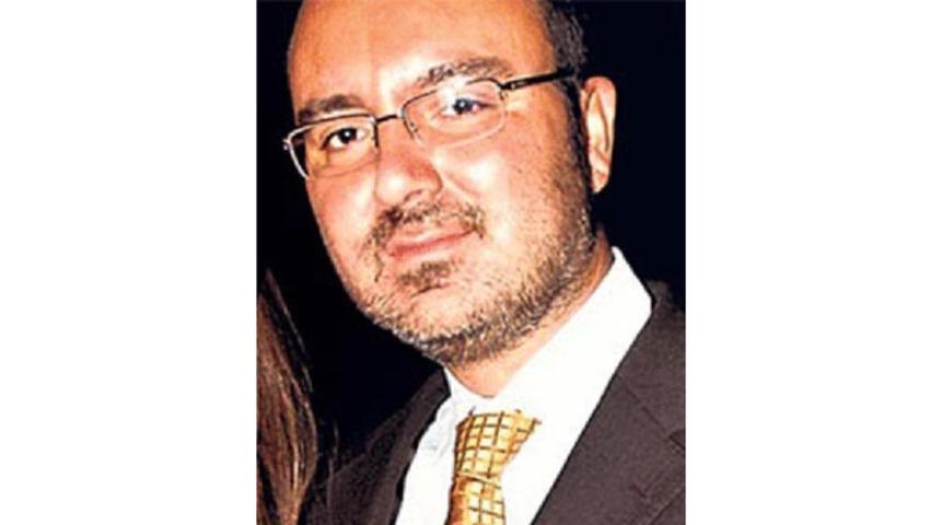 İzmir'de iş insanı Tanyeri silah zoruyla ka&ccedil;ırılıp darp edildi