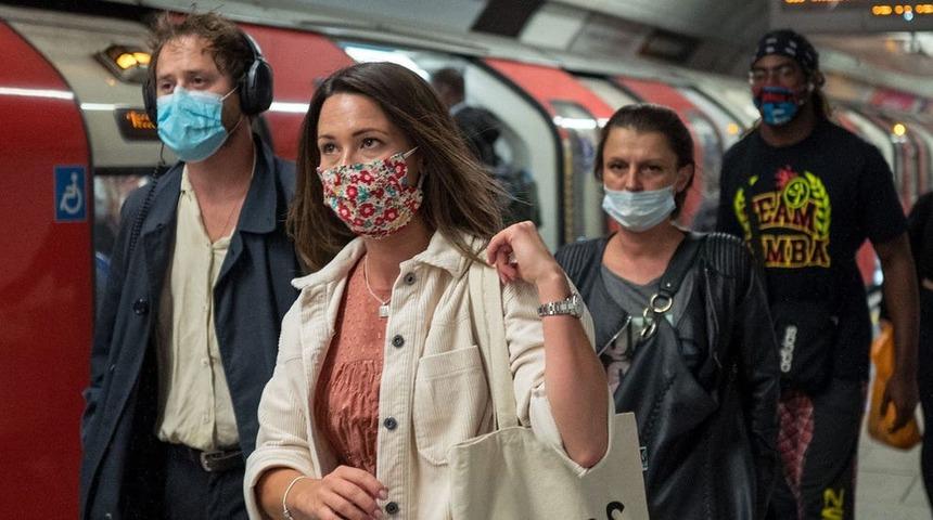 İngiltere'de vaka sayısında patlama