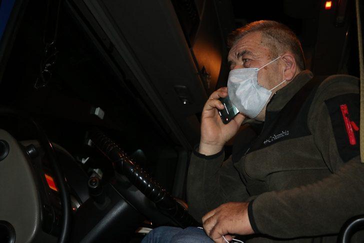 Edirne'de tır şoförleri yeni yılı ailelerinden kilometrelerce uzakta karşıladı G4