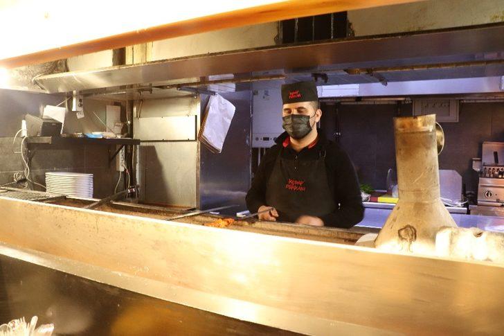 Yılbaşında sokaklar motosikletli kuryelere kaldı G5