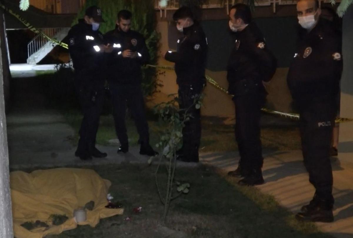 Yeni yılın ilk dakikalarında acı olay...Alkol&uuml;n etkisiyle balkondan d&uuml;şen adam hayatını kaybetti