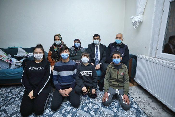 Başkan Rıdvan Fadıloğlu, yeni yıla yetim çocuklar ve polislerle girdi G3