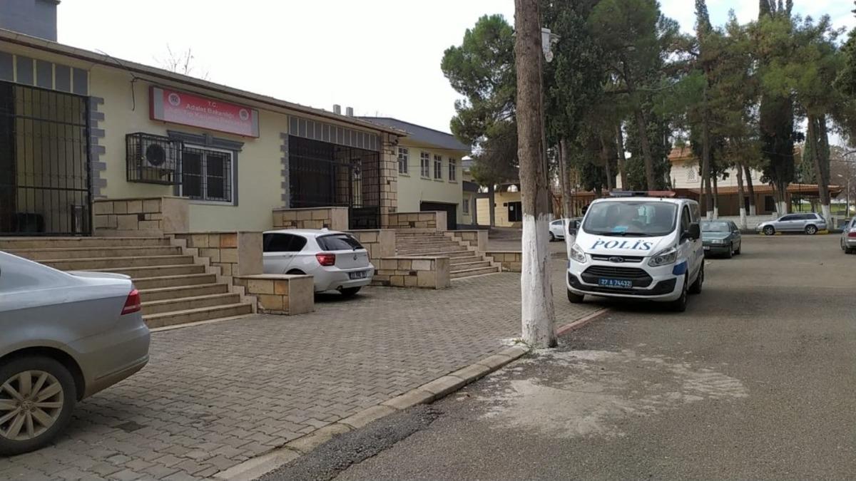17 yaşındaki gen&ccedil; kızın ş&uuml;pheli &ouml;l&uuml;m&uuml;