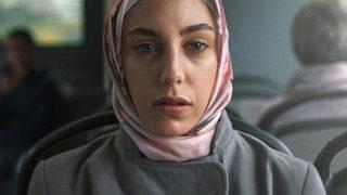 Öykü Karayel karnını gösterdi! Bebeğinin adını açıkladı