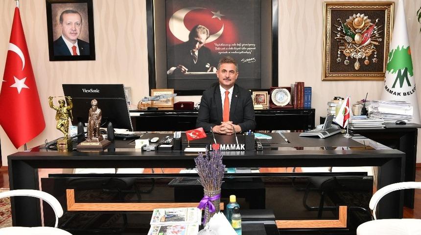 Başkan K&ouml;se&rsquo;den &ccedil;alışanlara yeni yıl hediyesi