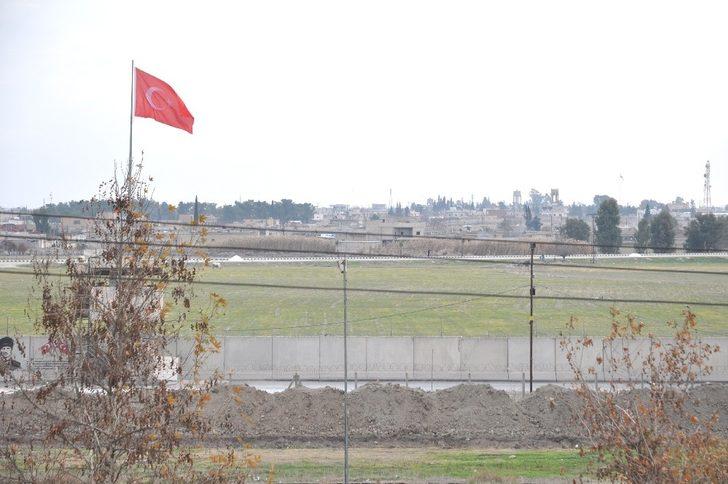 Türkiye-Suriye sınırının her iki yakasında yılbaşında pandemi sessizliği G3