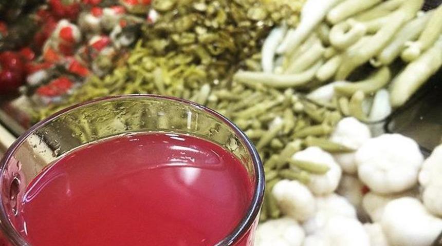 7 gün boyunca turşu suyu içerseniz ne olur?