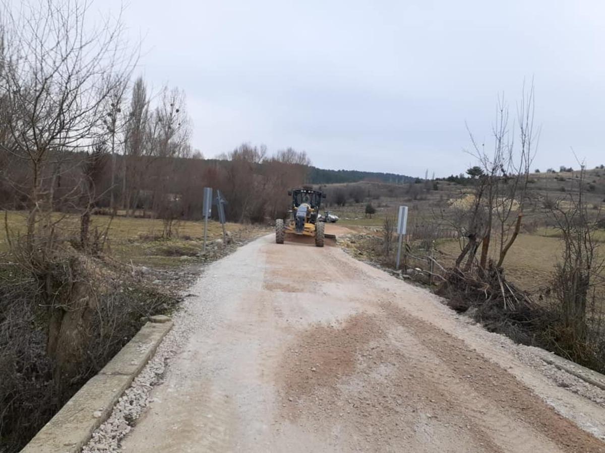 Dumlupınar&rsquo;da mezarlık yolu tamam