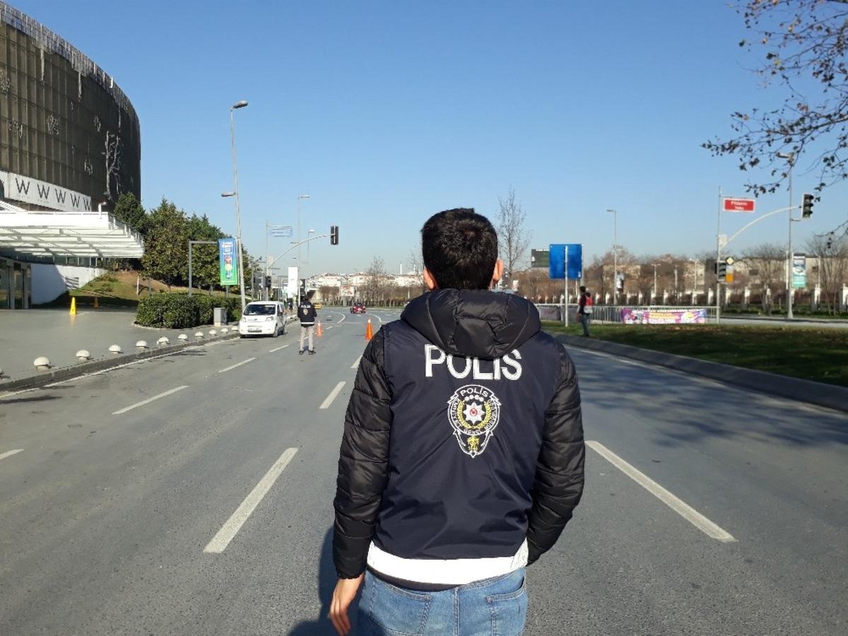 Kısıtlamada denetimler s&uuml;r&uuml;yor