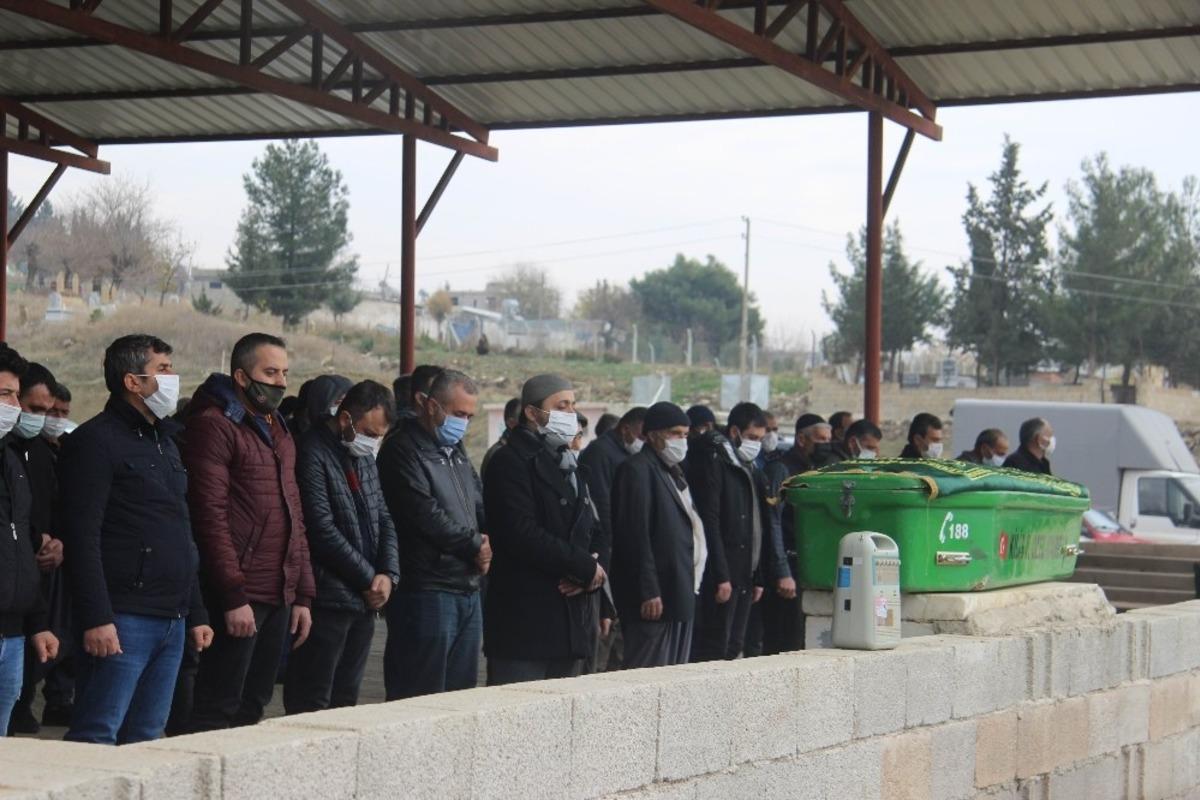 Hastane yangının &ouml;l&uuml; sayısı 13&rsquo;e y&uuml;kseldi