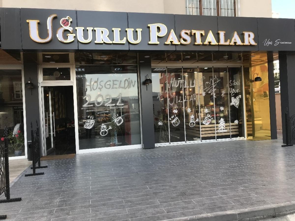 Hem pasta yediler hem de altın kazandılar