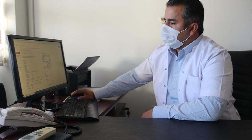 Kovid-19'a karşı tek doz aşı yaptıran doktorda yeterli düzeyde antikor oluştu