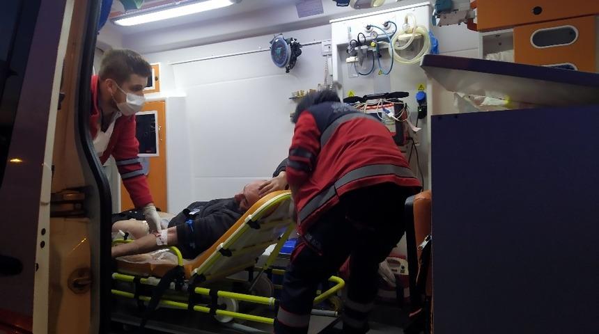 Kağıthane&rsquo;de kısıtlamada sokakta silahlı kavga: 1 yaralı
