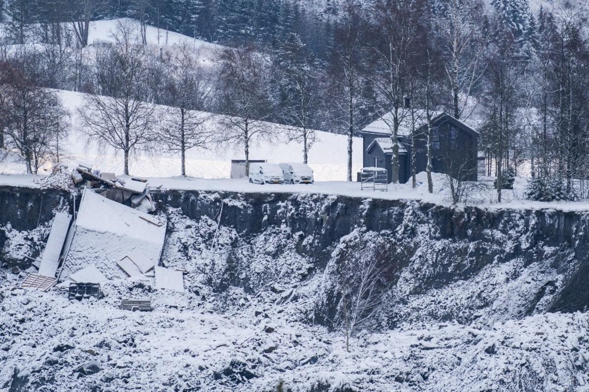 Norve&ccedil;&rsquo;teki heyelanda 1 kişinin daha cansız bedenine ulaşıldı
