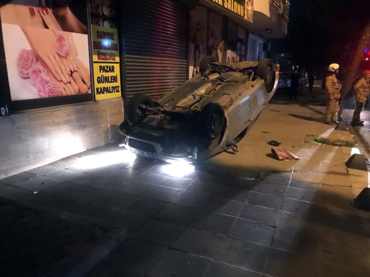 Bağcılar&rsquo;da kontrolden &ccedil;ıkan ara&ccedil; takla attı