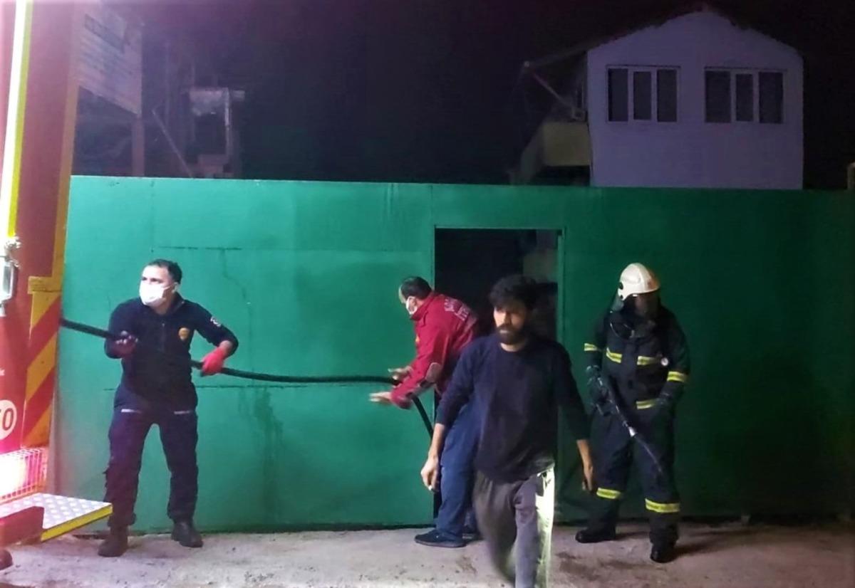 200 hayvanın bulunduğu &ccedil;iftlikte yangın