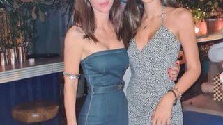 Defne Samyeli ve kızı Deren Talu'nun taytlı pozları olay oldu