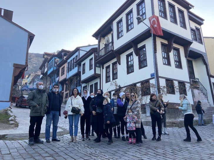 Kısıtlamada tarihi sokaklar Rus turistlere kaldı G1