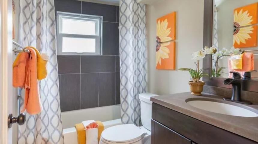 Banyonuzu çocuğunuz için daha güvenli bir hale getirmenin 5 yolu