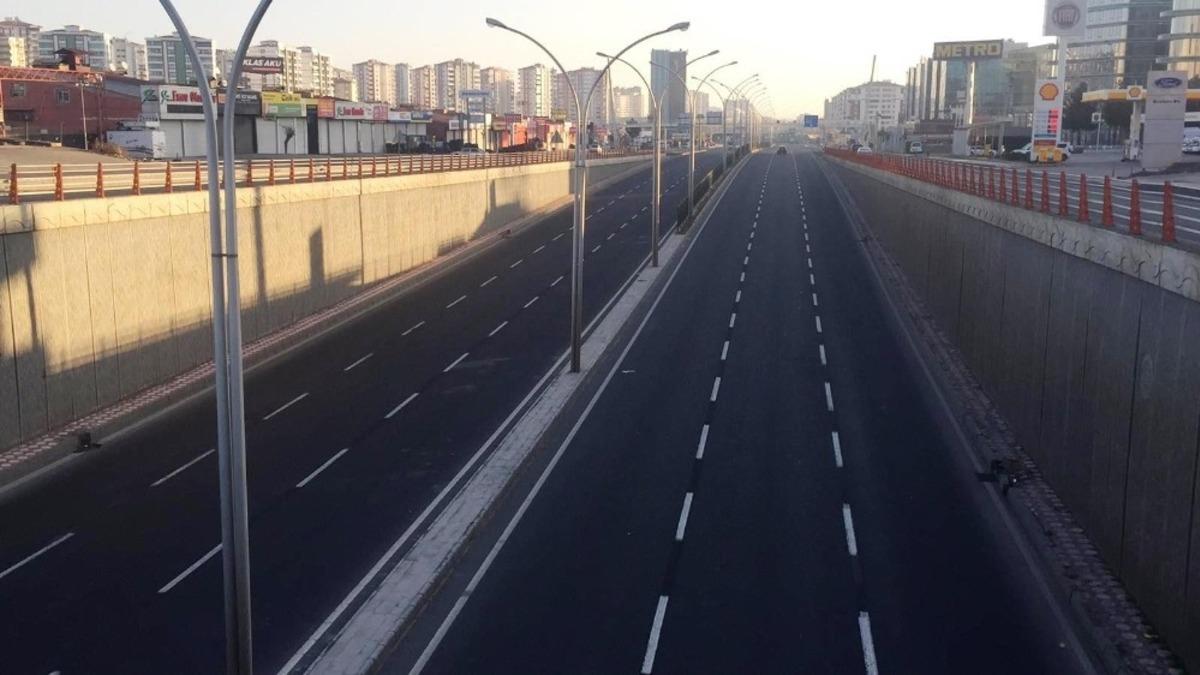 Diyarbakır&rsquo;da kısıtlamanın son g&uuml;n&uuml;nde de sessizlik hakim